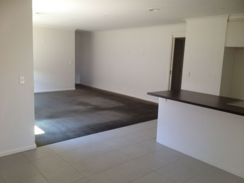 97 McNulty Drive, Wendouree VIC 3355