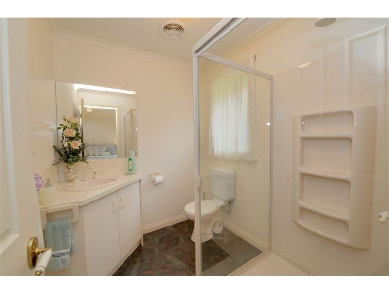 8 Kenny Street, Ballarat East VIC 3350