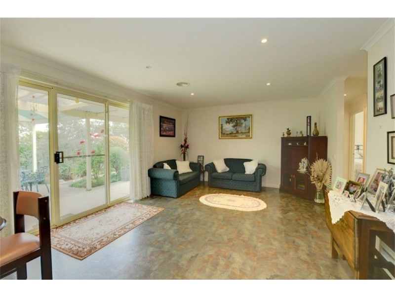 8 Kenny Street, Ballarat East VIC 3350