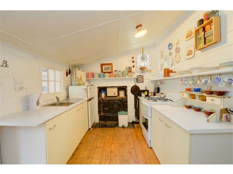 4 Pound Lane, Creswick VIC 3363