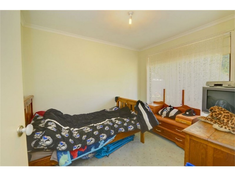 4 Owen Court, Sebastopol VIC 3356