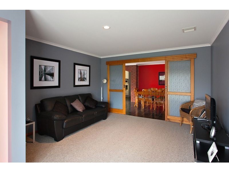 14 Parker Street, Miners Rest VIC 3352