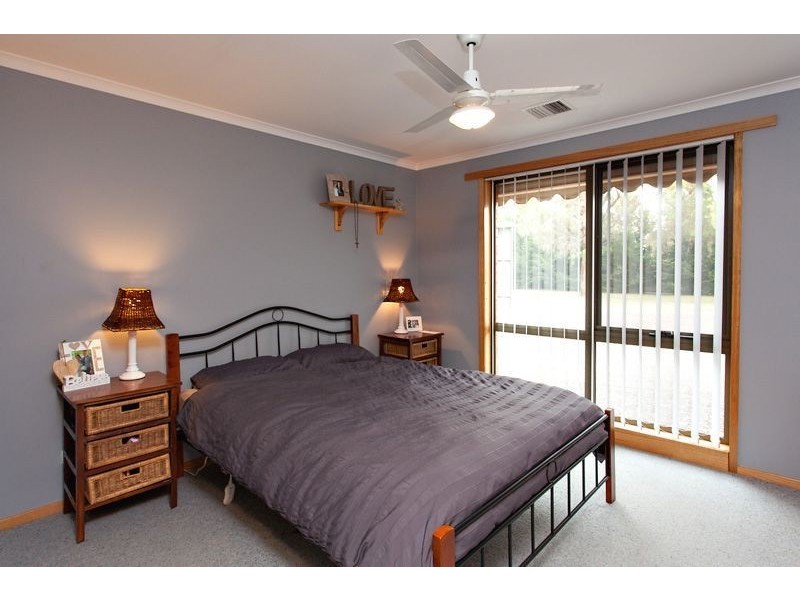 14 Parker Street, Miners Rest VIC 3352