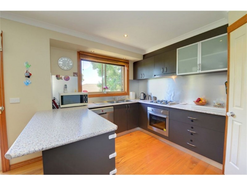 110 Greenhills Road, Mount Helen VIC 3350