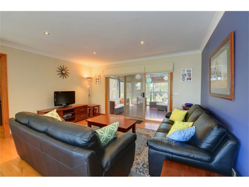 110 Greenhills Road, Mount Helen VIC 3350