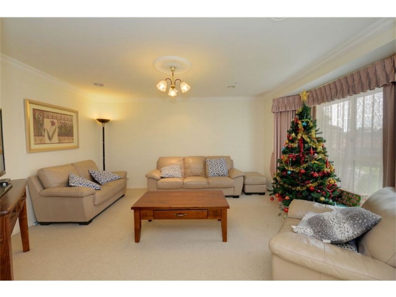 1/3 Craig Court, Canadian VIC 3350