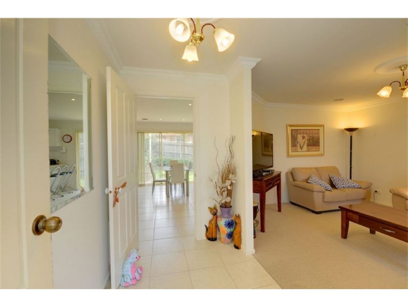 1/3 Craig Court, Canadian VIC 3350