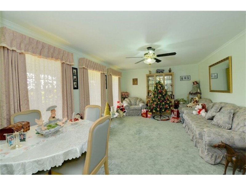 31 Raglan Street, Miners Rest VIC 3352