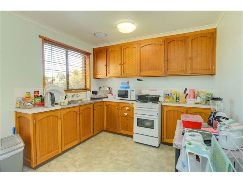 1/114 Mansfield Avenue, Mount Clear VIC 3350