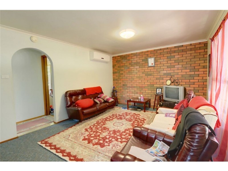 1/114 Mansfield Avenue, Mount Clear VIC 3350
