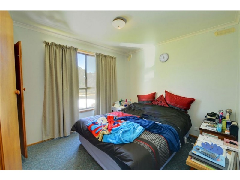1/114 Mansfield Avenue, Mount Clear VIC 3350