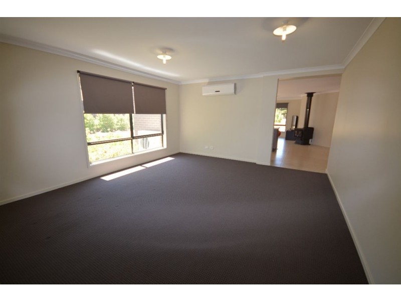 7 West Street, Clunes VIC 3370