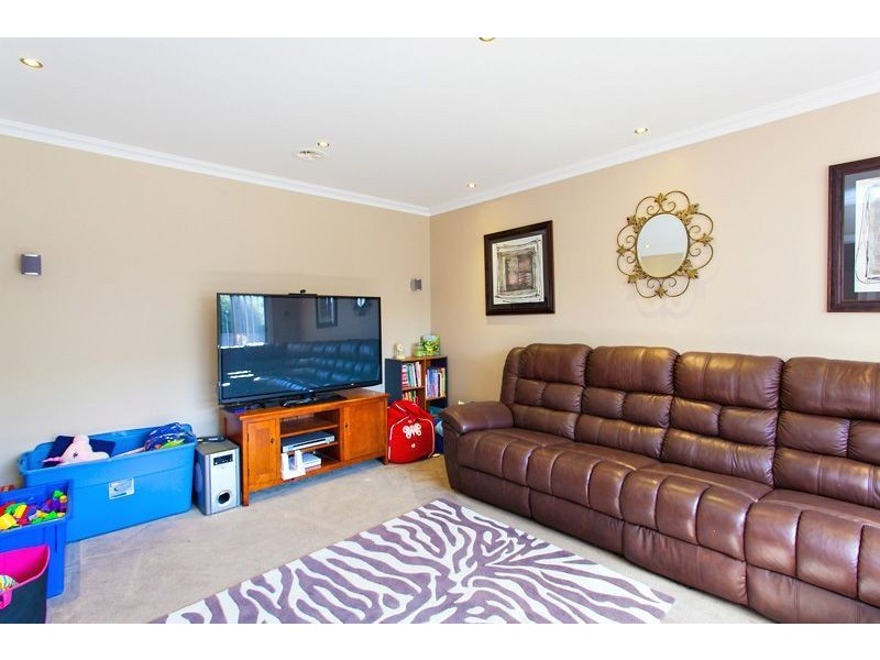 13 King George Way, Mitchell Park VIC 3355