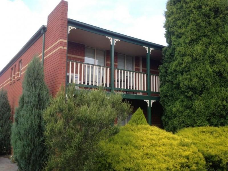 7/106 Whitehorse Road, Mount Clear VIC 3350