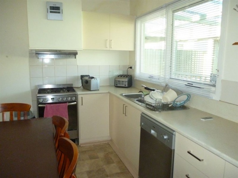 106 Daylesford Road, Brown Hill VIC 3350