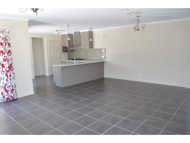 32 Lawrie Drive, Alfredton VIC 3350