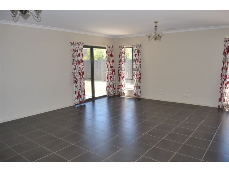 32 Lawrie Drive, Alfredton VIC 3350