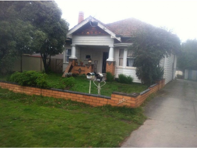 114 Lexton Street, Lake Wendouree VIC 3350