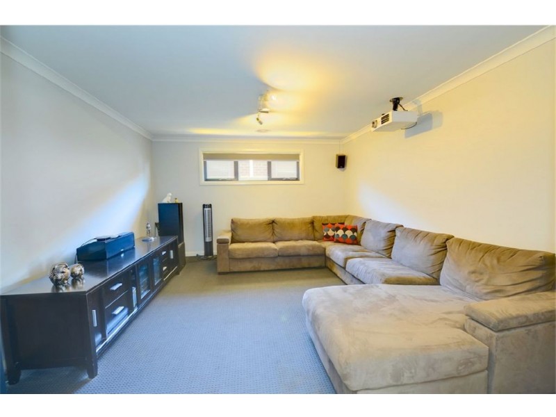 13 Waterford Drive, Miners Rest VIC 3352