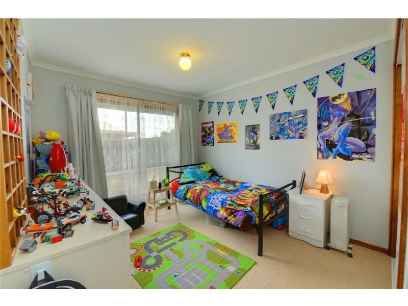 5 Fleur Court, Delacombe VIC 3356