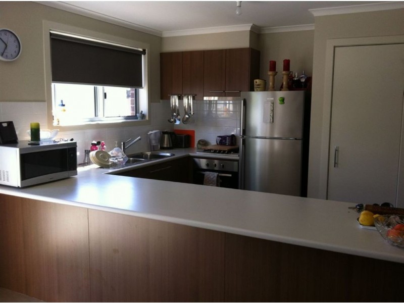 2/70 Vale Street, Sebastopol VIC 3356