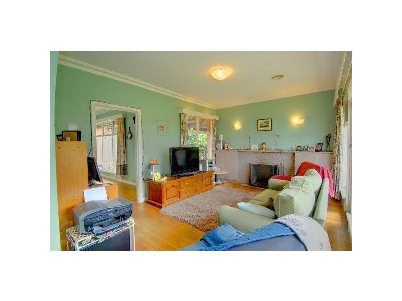 29 Gregory Street, Black Hill VIC 3350