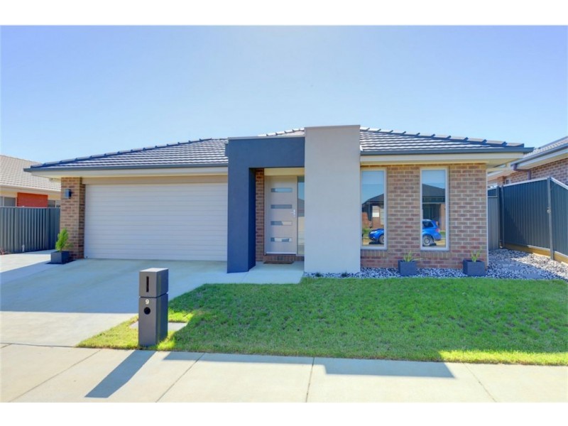 9 Wilmott Street, Alfredton VIC 3350