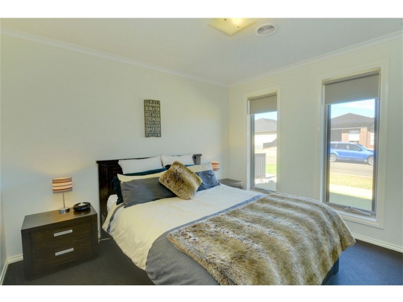 9 Wilmott Street, Alfredton VIC 3350