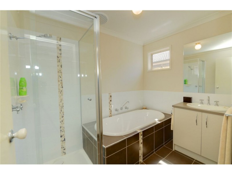 12 Normlyttle Parade, Miners Rest VIC 3352