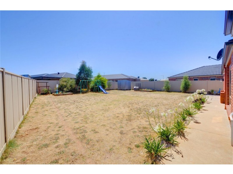 12 Normlyttle Parade, Miners Rest VIC 3352