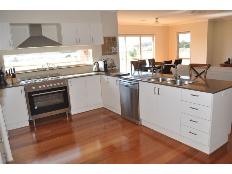 2014 Glenelg Highway, Scarsdale VIC 3351