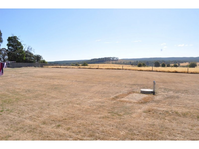 2014 Glenelg Highway, Scarsdale VIC 3351