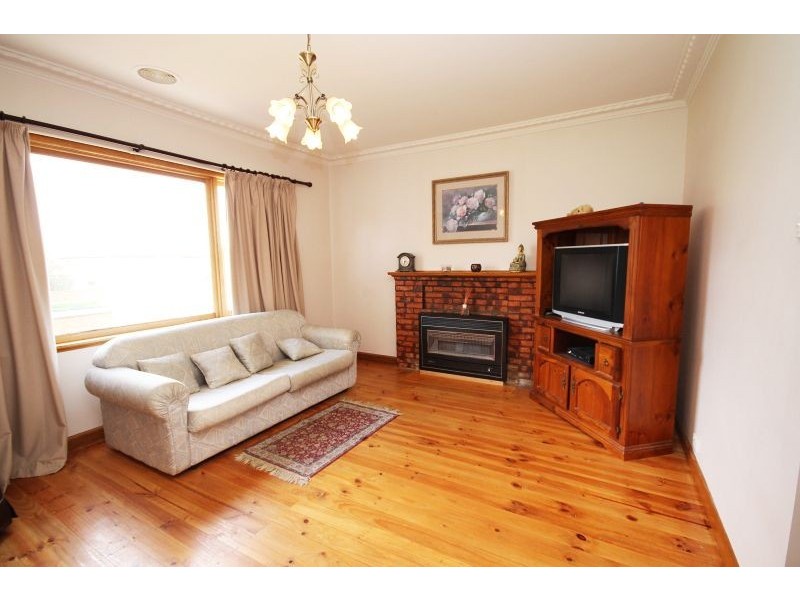 3 Leonard Street, Wendouree VIC 3355