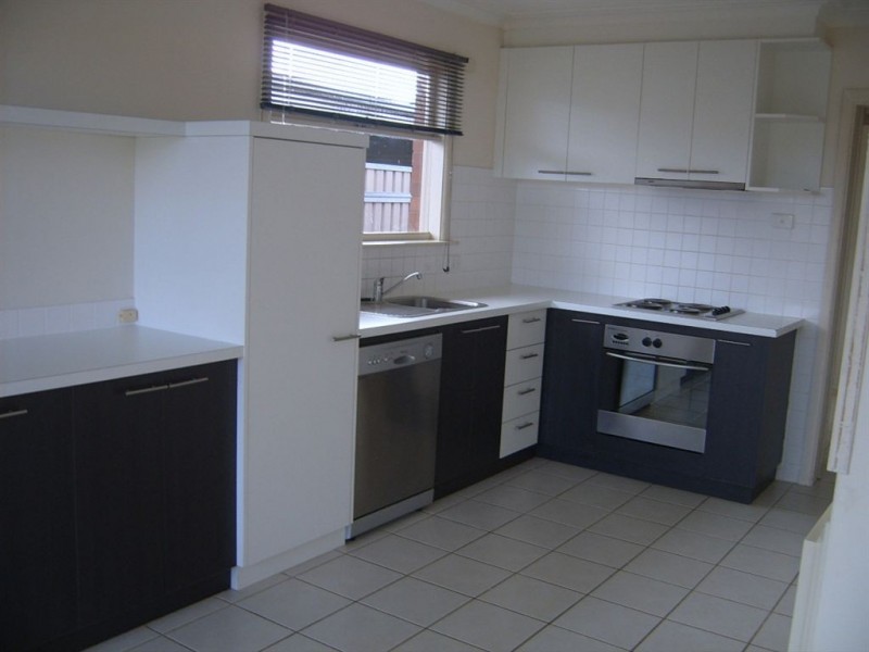 6 Cuthberts Road, Alfredton VIC 3350