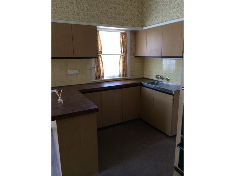 1361 Gregory Street, Lake Wendouree VIC 3350