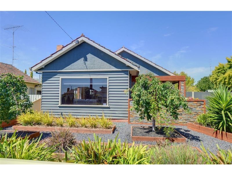 1065 Norman Street, Wendouree VIC 3355
