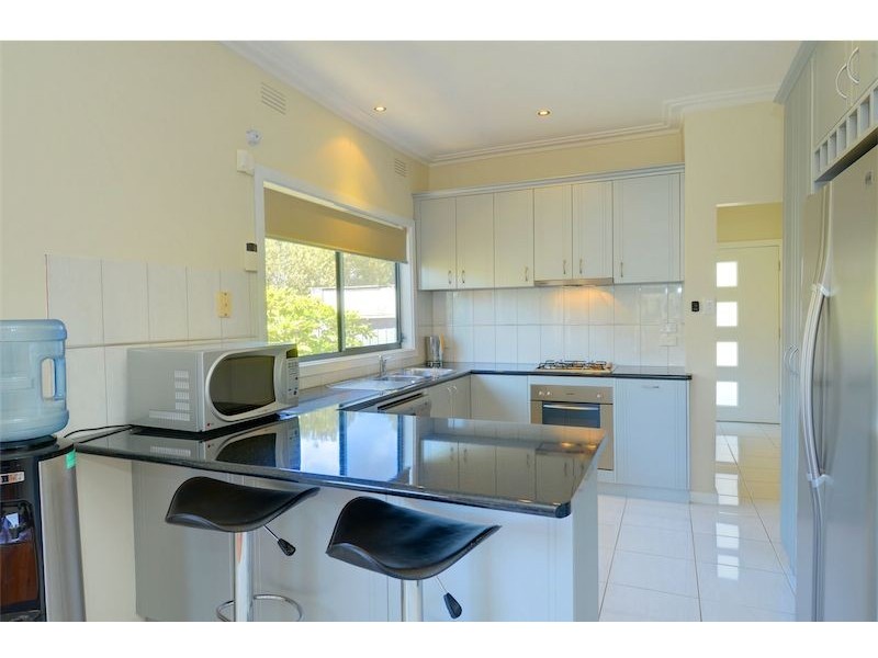 1065 Norman Street, Wendouree VIC 3355