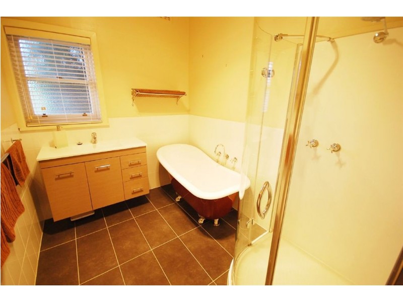 21a Napier Street, Black Hill VIC 3350