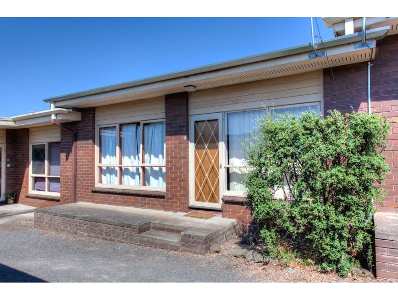 1-3/1 Kinnane Court, Ballarat North VIC 3350