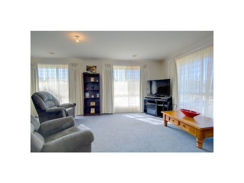 35 Webster Drive, Sebastopol VIC 3356