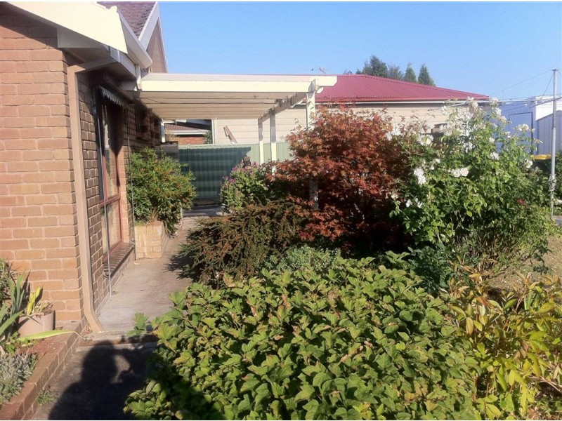 10 Conniston Street, Wendouree VIC 3355