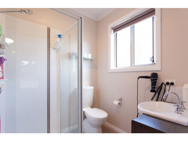 15 Maurie Paull Court, Mount Clear VIC 3350