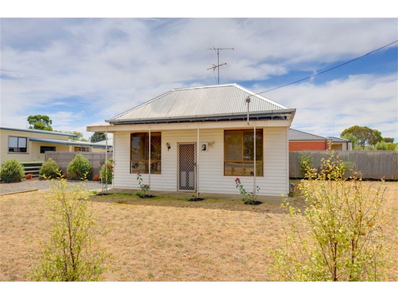 2 Market Street, Miners Rest VIC 3352