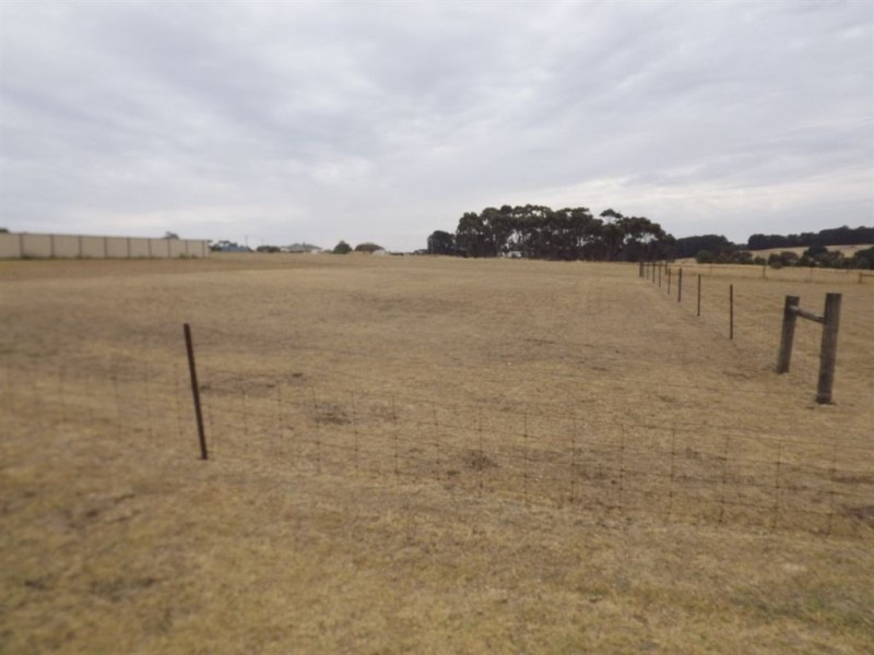 41 West Street, Lismore VIC 3324