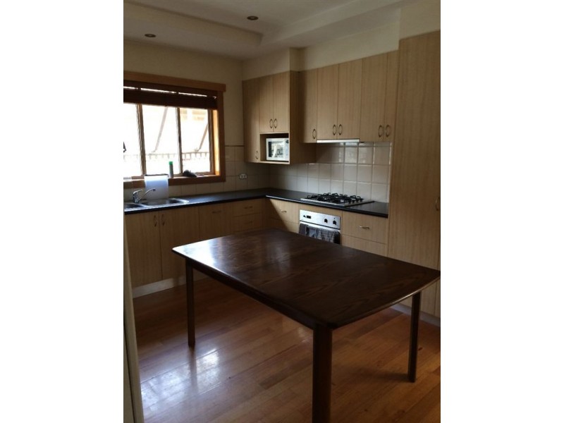 715 Pleasant Street, Redan VIC 3350