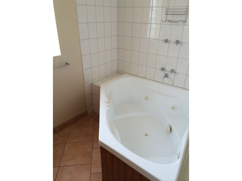 715 Pleasant Street, Redan VIC 3350