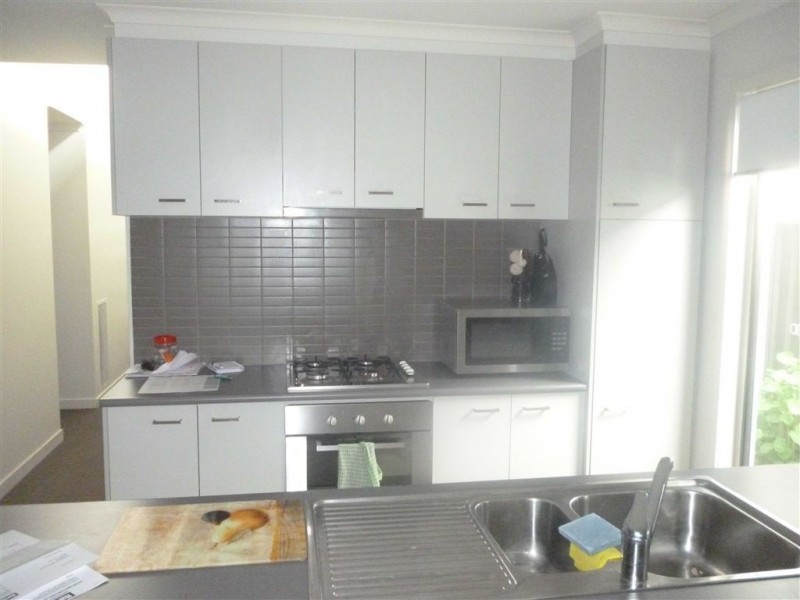 16 Lattiude Street, Ballarat East VIC 3350