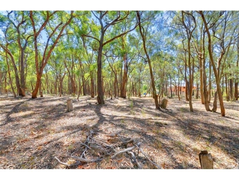 Lot 59 Sailors Gully, Canadian VIC 3350
