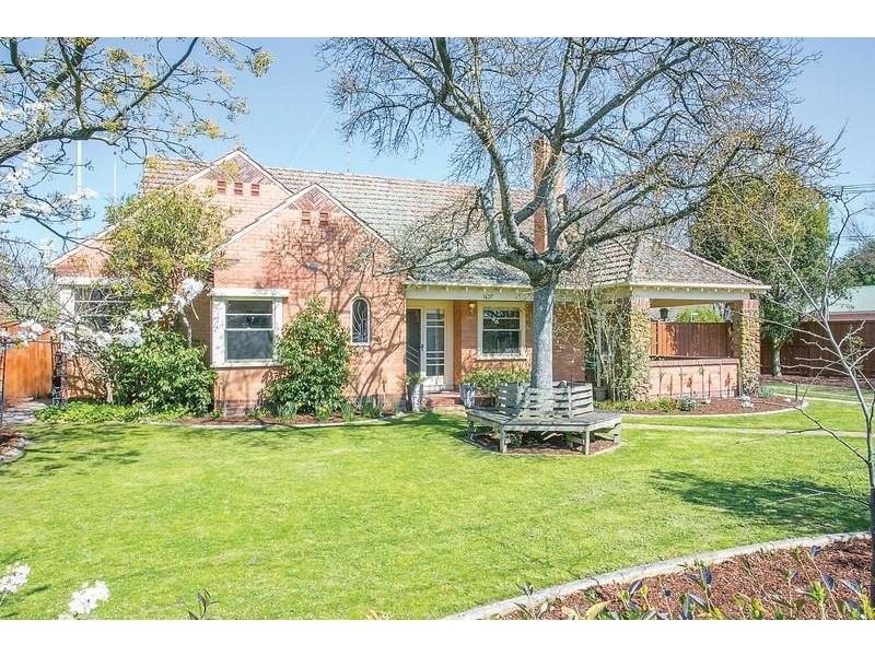 1627 Sturt Street, Alfredton VIC 3350