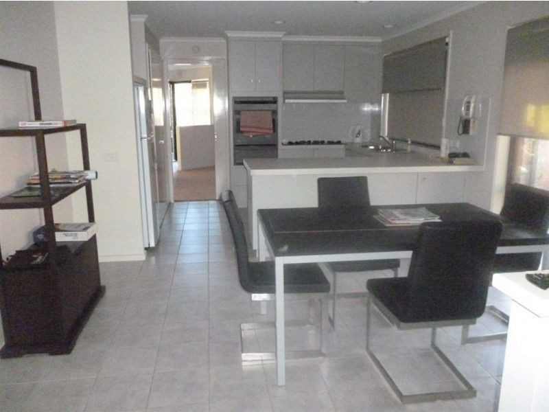 24 Lemuela Court, Invermay Park VIC 3350